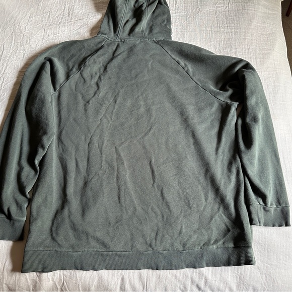 Under Armour Sweatshirt XL Army Green Hoodie Like New - Picture 4 of 6